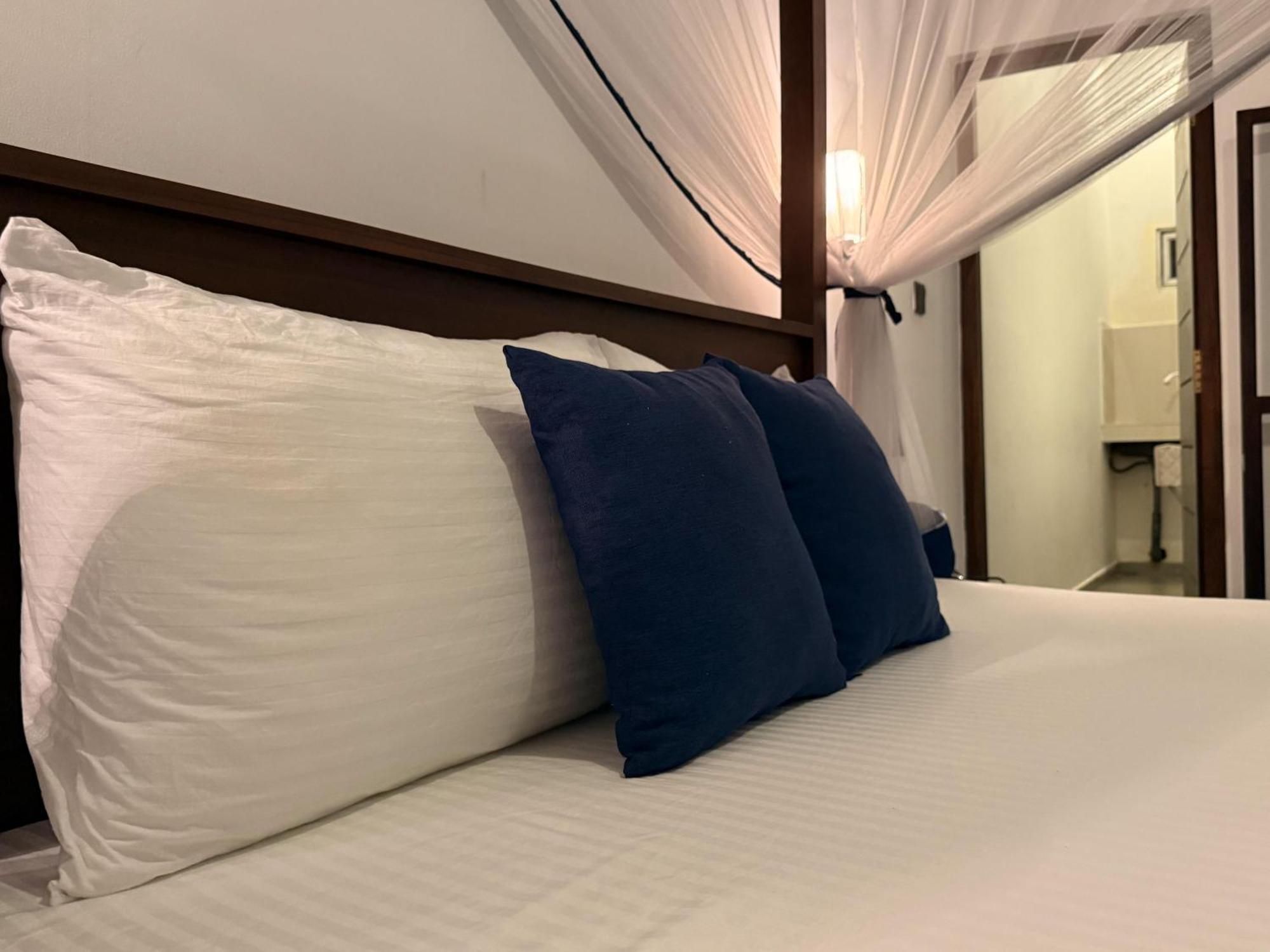 Sea Bay Inn Tangalle Exterior photo